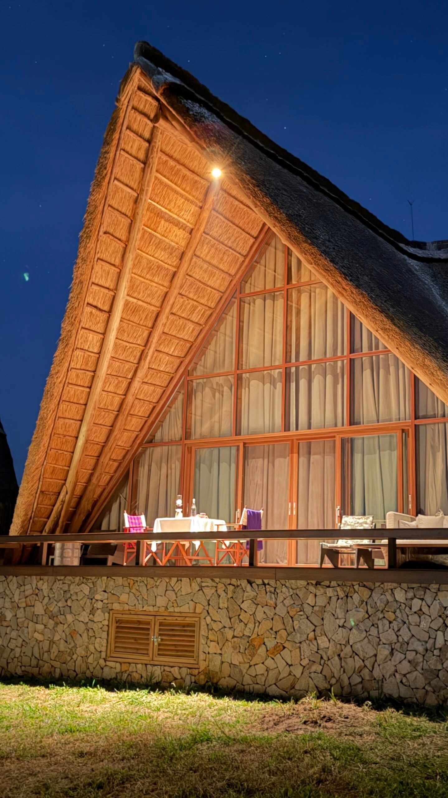 Deluxe Cottage furnished balcony at Entikko Safari Lodge