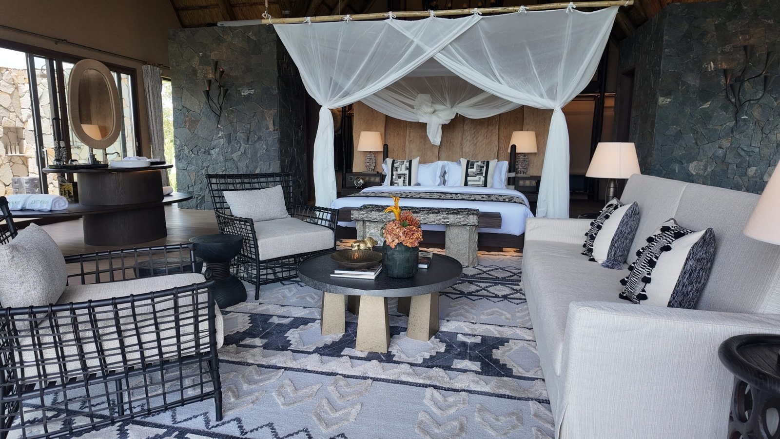 Deluxe Cottage sitting area at Entikko Safari Lodge